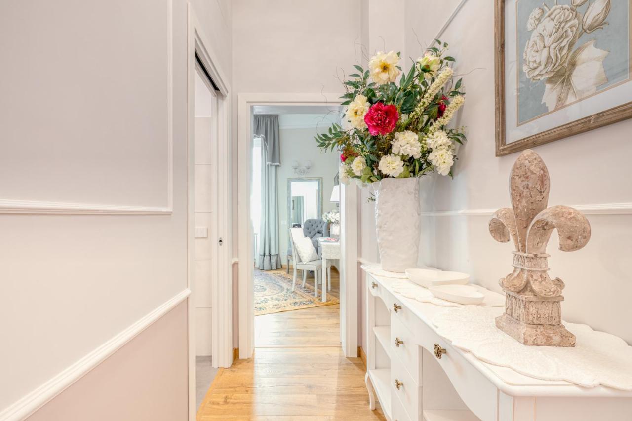 Luxury Stars In Rome - Andromeda Apartment In Colosseum Екстериор снимка