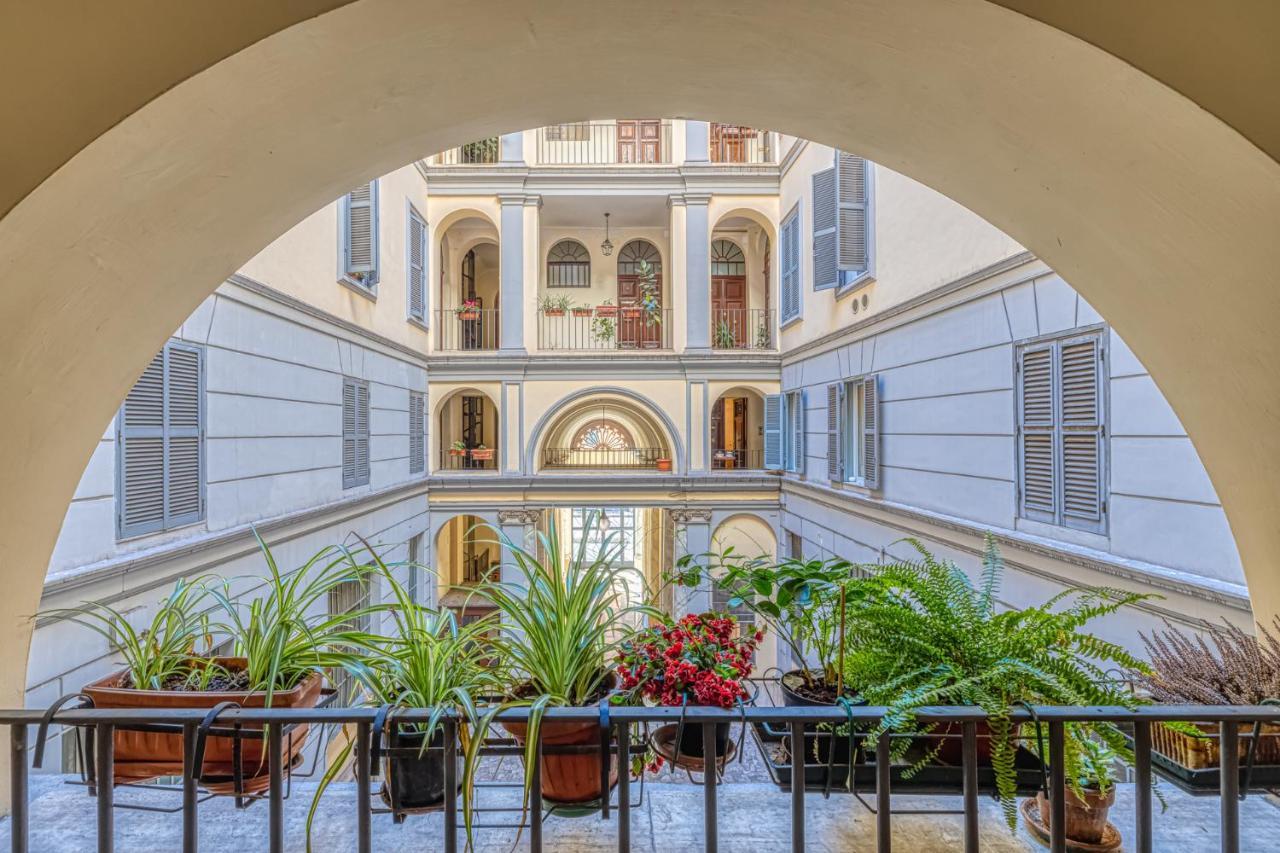 Luxury Stars In Rome - Andromeda Apartment In Colosseum Екстериор снимка