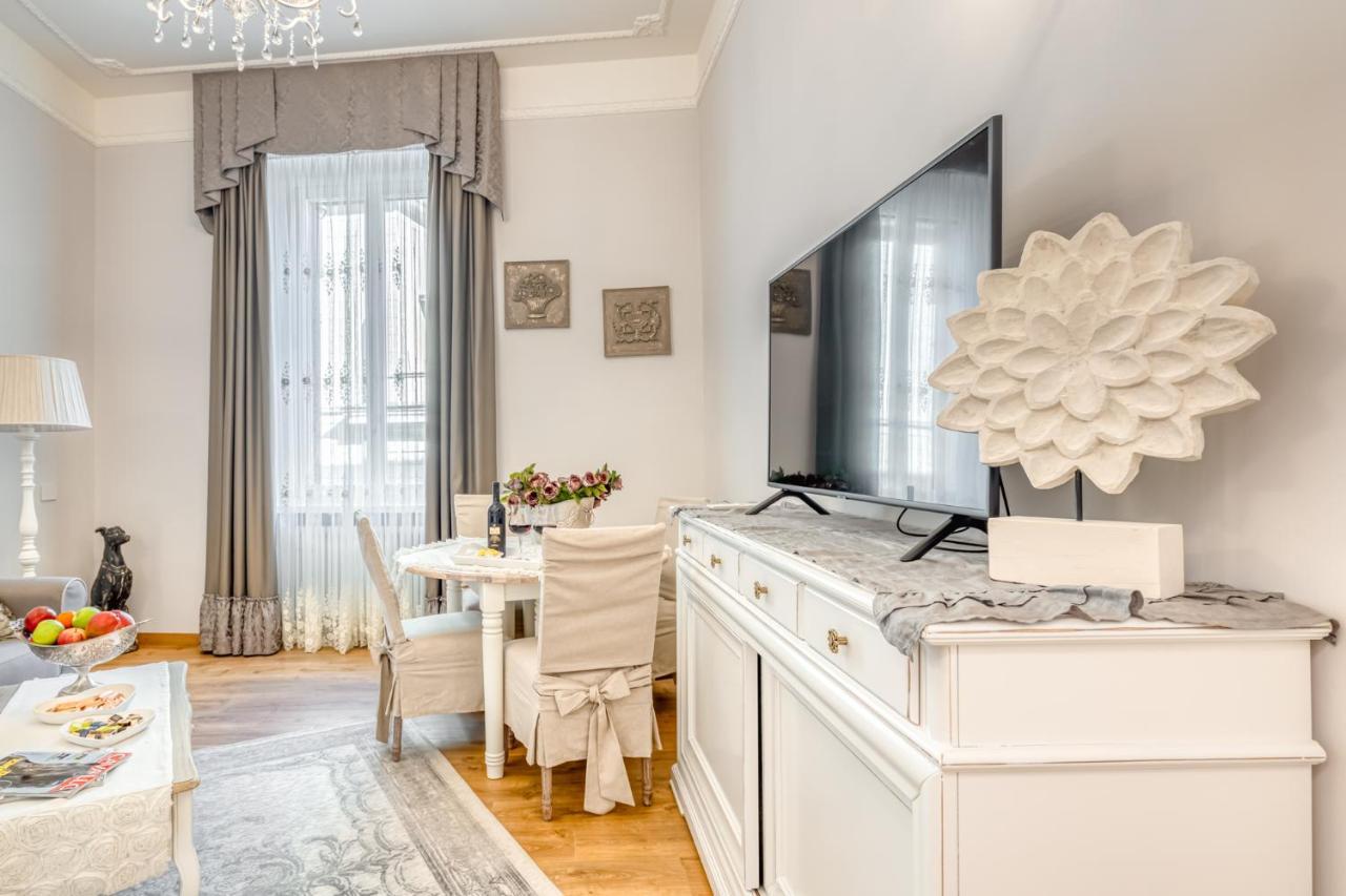 Luxury Stars In Rome - Andromeda Apartment In Colosseum Екстериор снимка