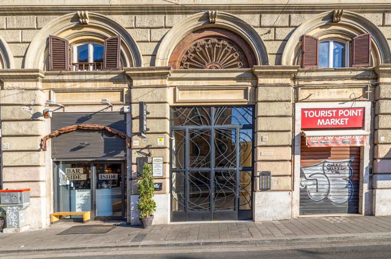 Luxury Stars In Rome - Andromeda Apartment In Colosseum Екстериор снимка