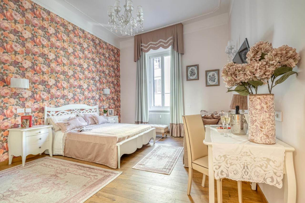 Luxury Stars In Rome - Andromeda Apartment In Colosseum Екстериор снимка