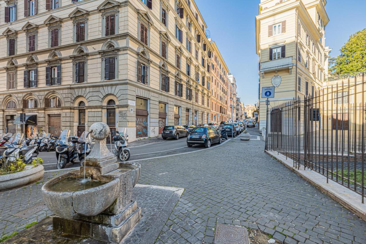 Luxury Stars In Rome - Andromeda Apartment In Colosseum Екстериор снимка